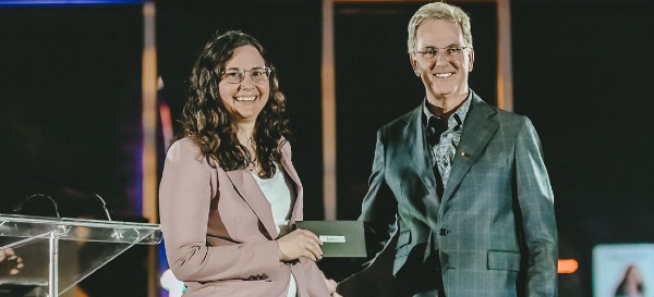La Dre Sandra Isabel en compagnie du professeur Jacques Simard. Photo de la Dre Sandra Isabel et du professeur Jacques Simard.