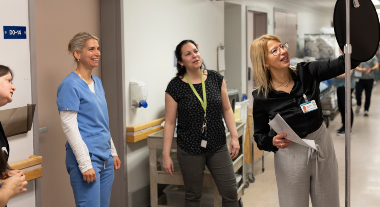 L'escouade à l'Hôpital du Saint-Sacrement