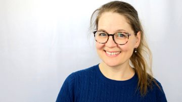 Portrait d’une jeune gestionnaire engagée au cœur de la...