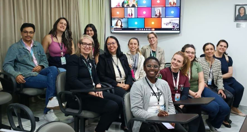 Une partie de l'équipe qui participe au projet de recherche.